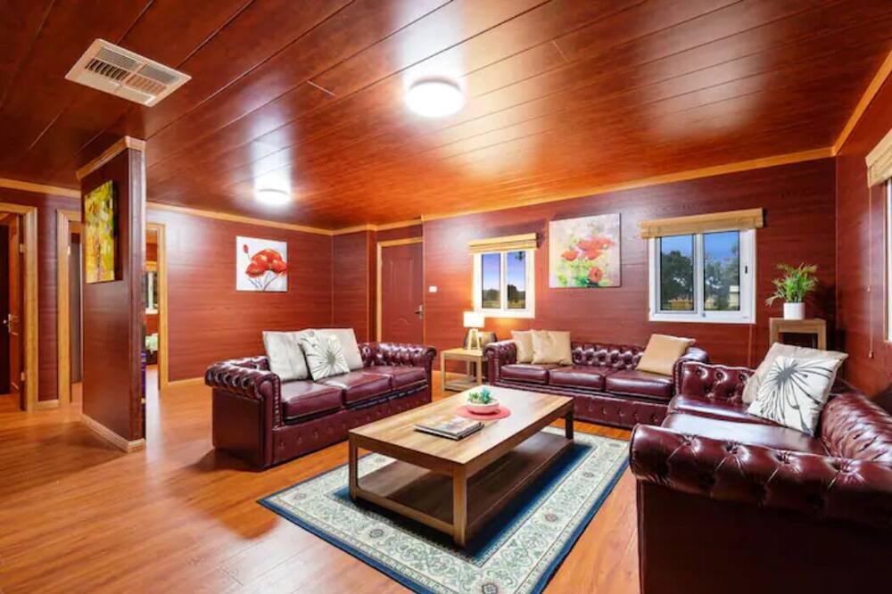 Photo of Livingroom in Bearii