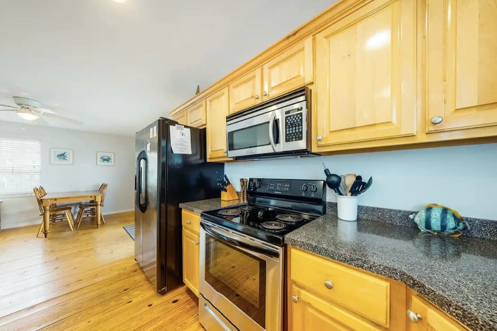 Photo of Kitchen in Silver Cay