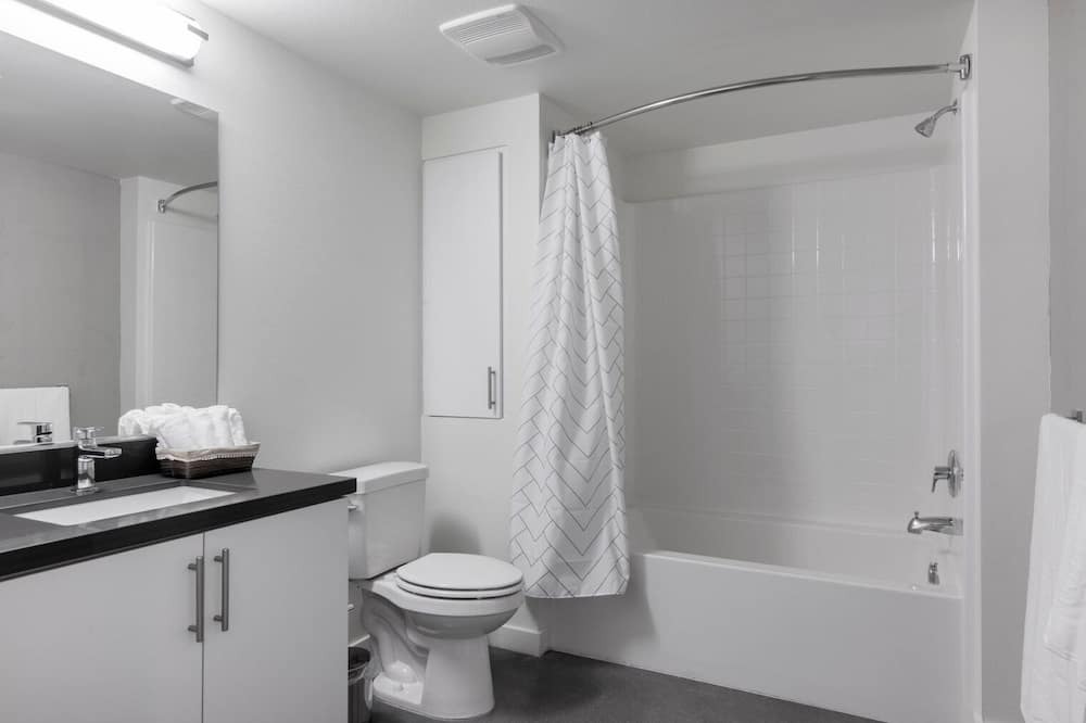 Photo of Bathroom in City West