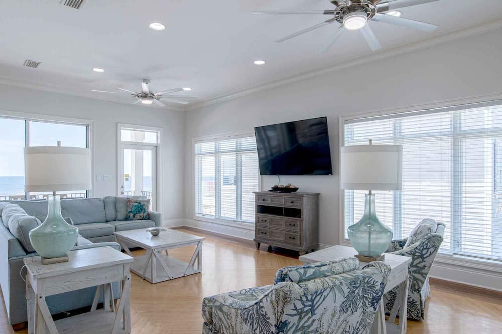 Photo of Bedroom in Orange Beach