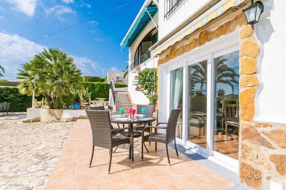 Photo of Patio Balcony in Benimeit