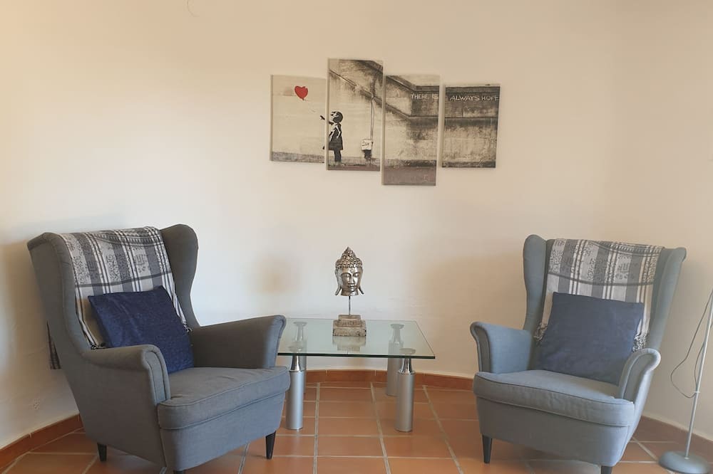 Photo of Livingroom in Benimeit