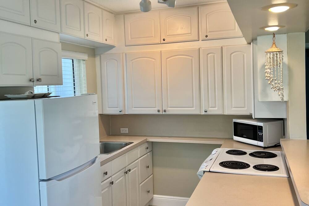 Photo of Kitchen in Hillsboro Beach