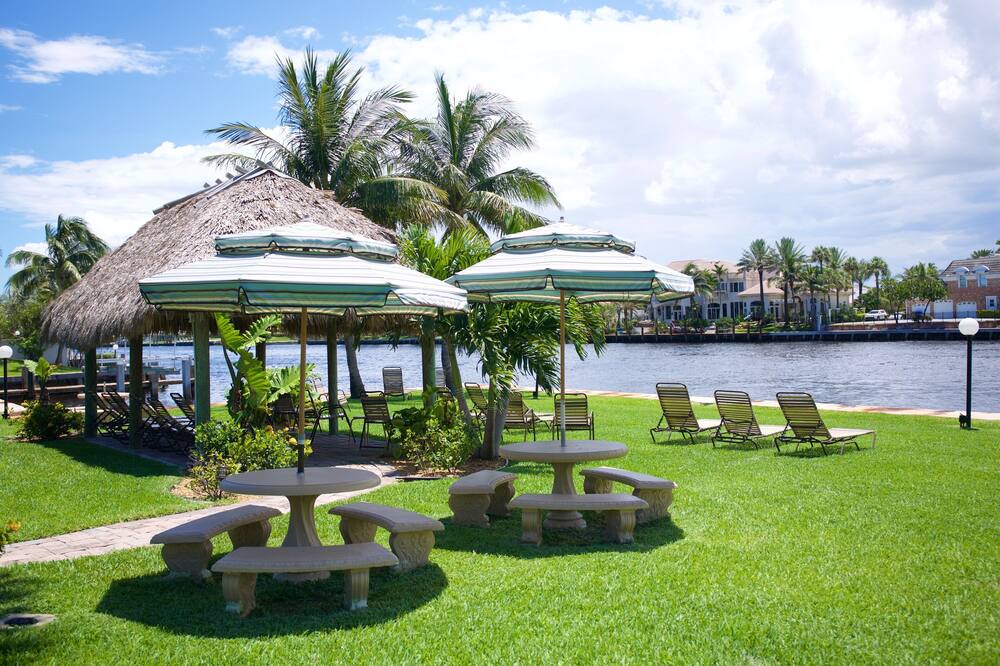 Photo of Outdoor in Hillsboro Beach