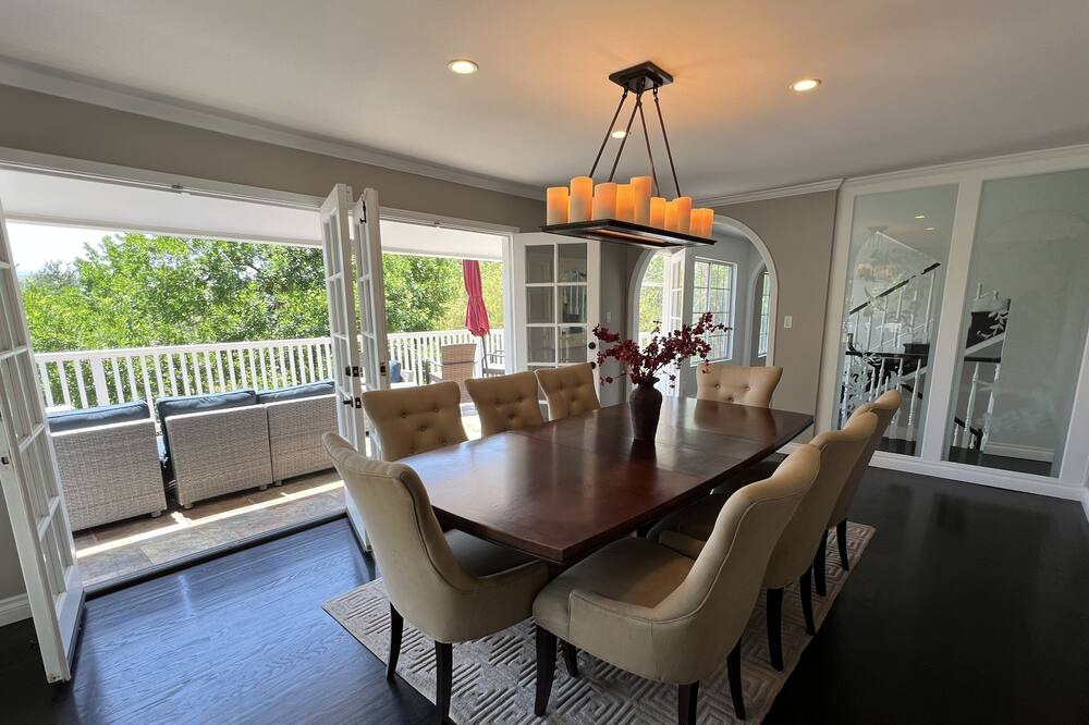 Photo of Bedroom in Agoura Hills