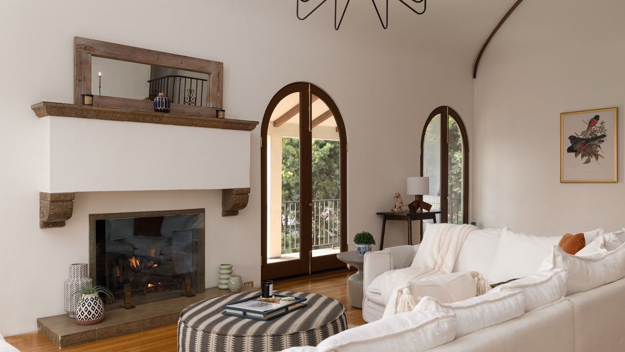 Photo of Livingroom in Hollywood Hills