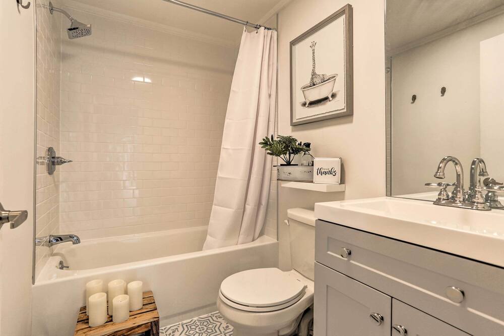Photo of Bathroom in Circleville
