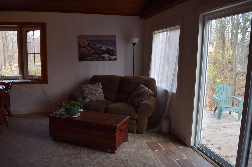 Photo of Livingroom in North Boston