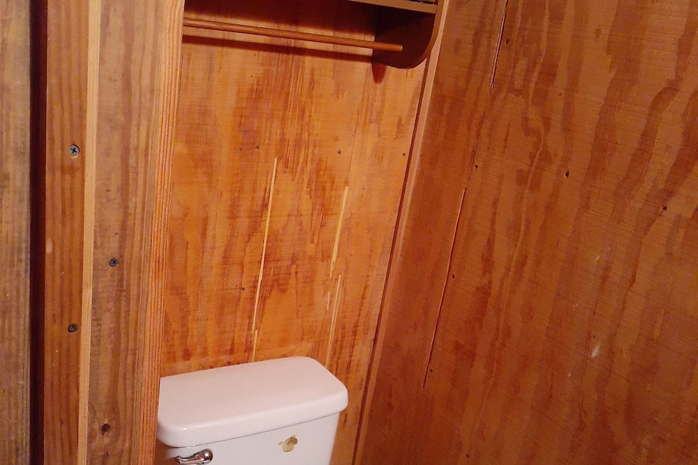Photo of Bathroom in Wesson