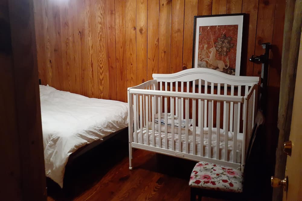 Photo of Bedroom in Wesson