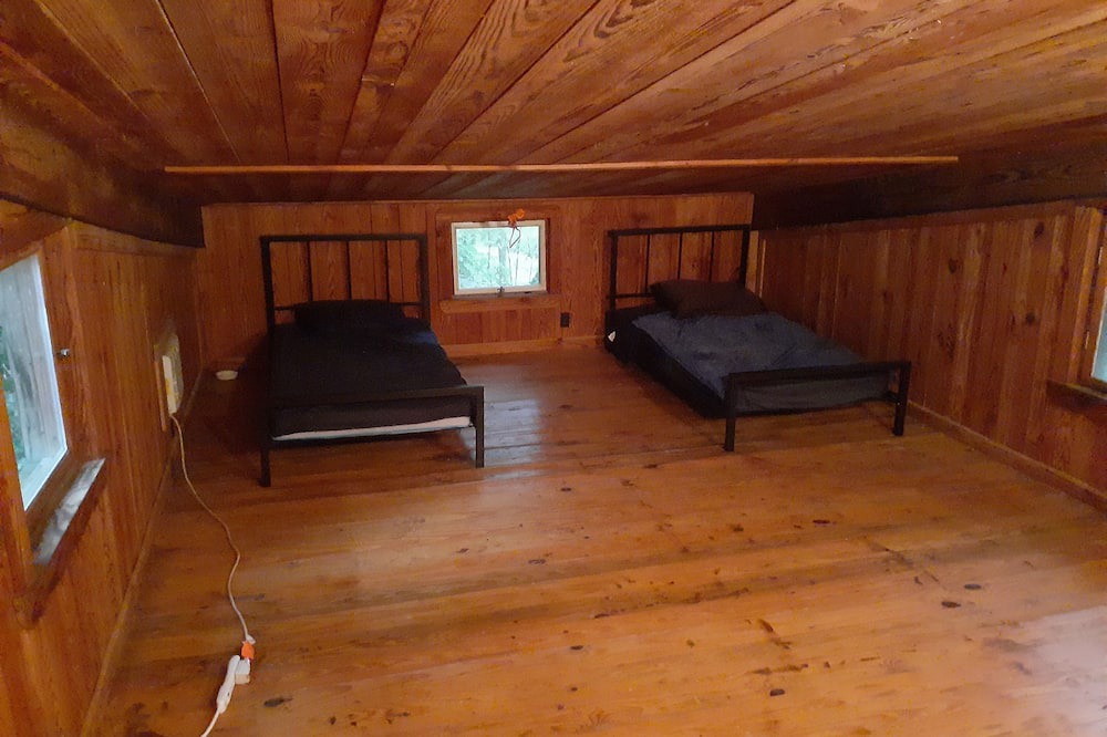 Photo of Bedroom in Wesson