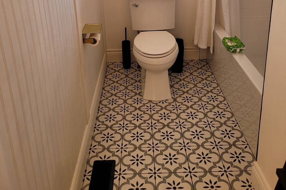 Photo of Bathroom in Fergus