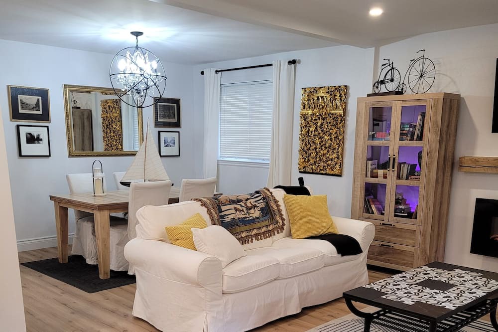 Photo of Livingroom in Fergus