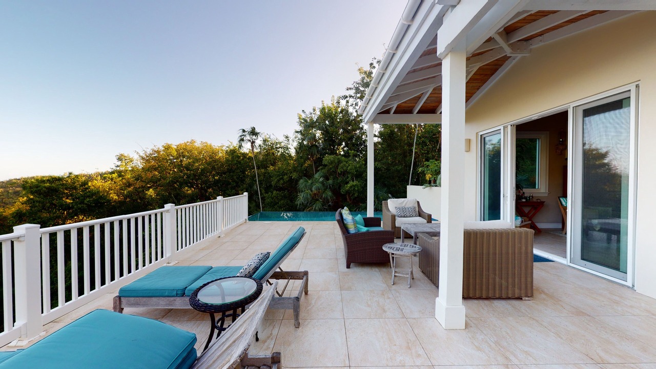 Photo of Patio Balcony in Estate Little Saint Thomas