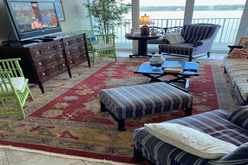 Photo of Bedroom in Ono Island