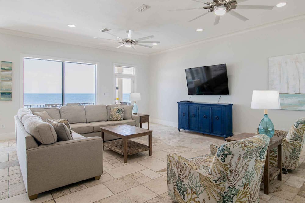Photo of Bedroom in Orange Beach