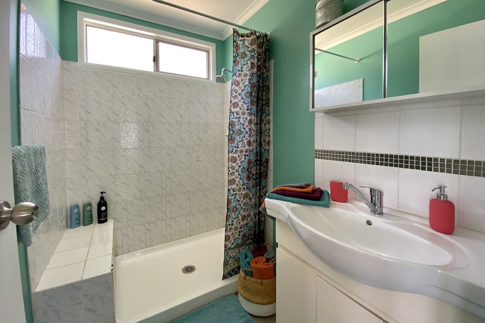 Photo of Bathroom in Lowood