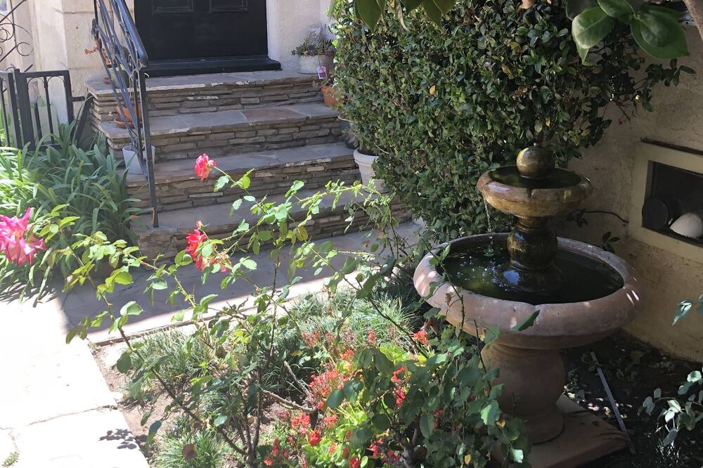 Photo of Outdoor in Westwood