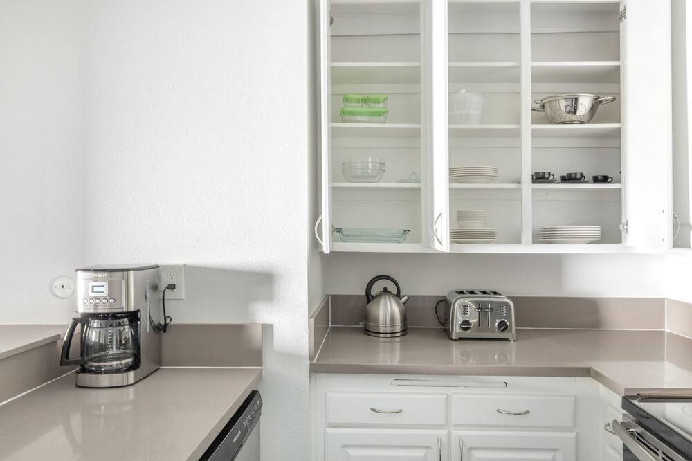 Photo of Kitchen in Rampart Village