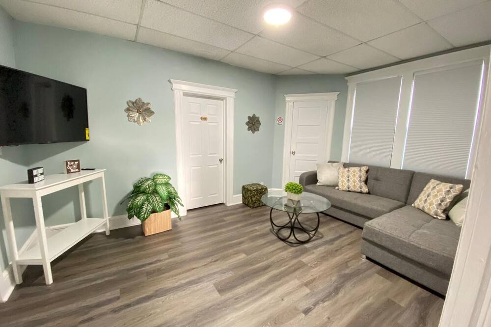 Photo of Livingroom in West Orange