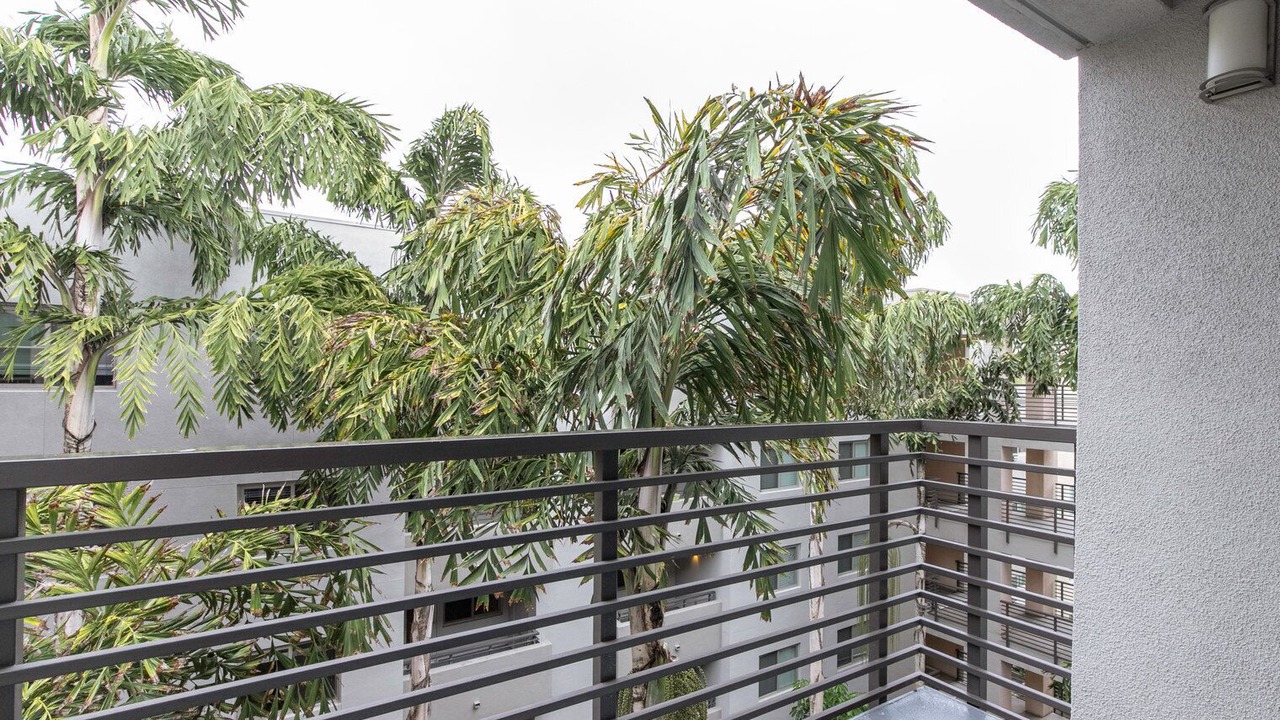 Photo of Outdoor in Hollywood