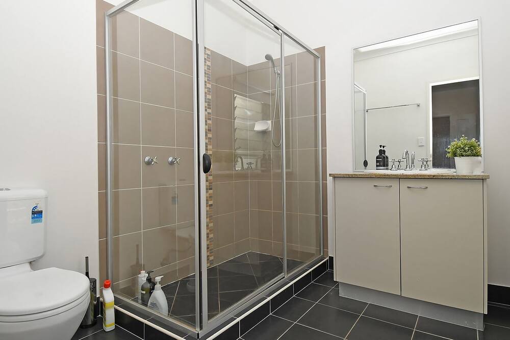 Photo of Bathroom in Toogoom