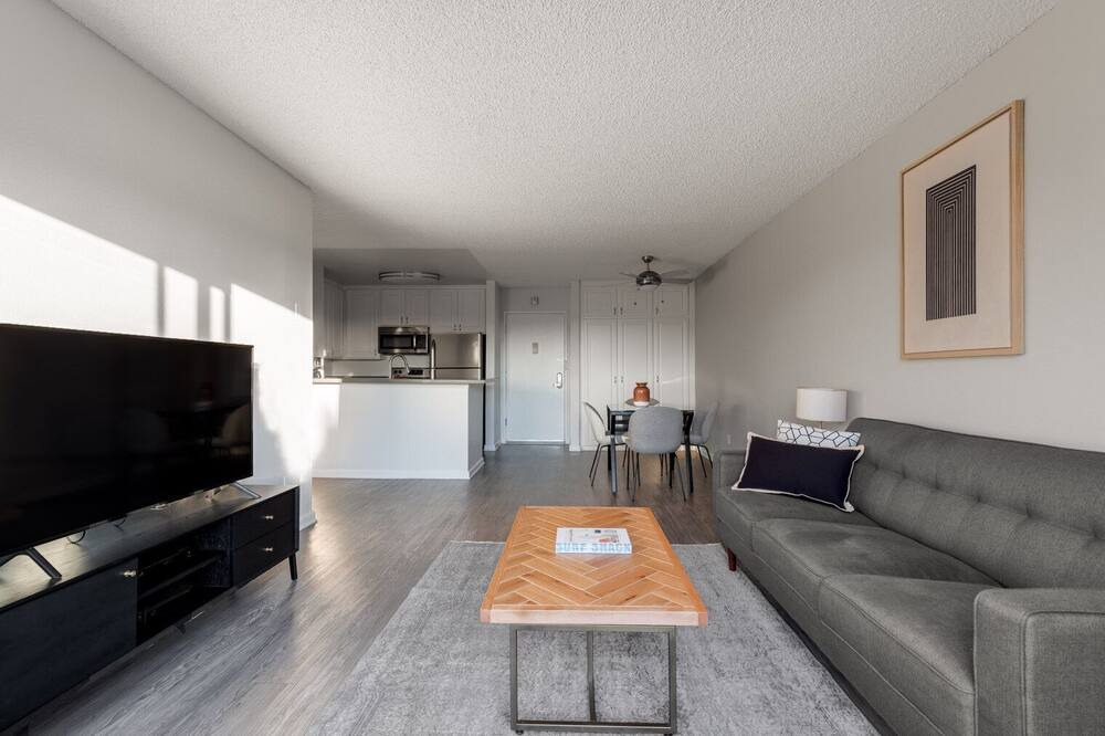 Photo of Livingroom in Rampart Village