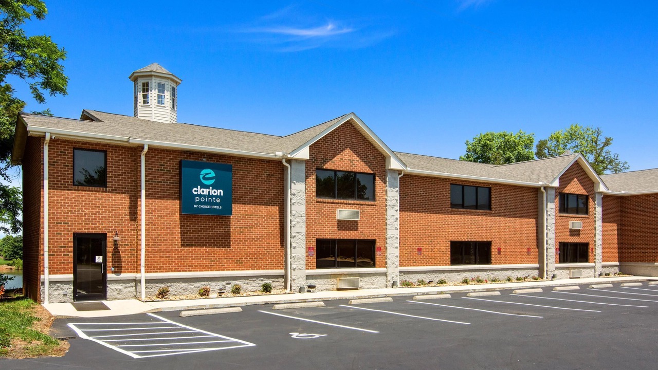 Photo of Outdoor in Clarksville