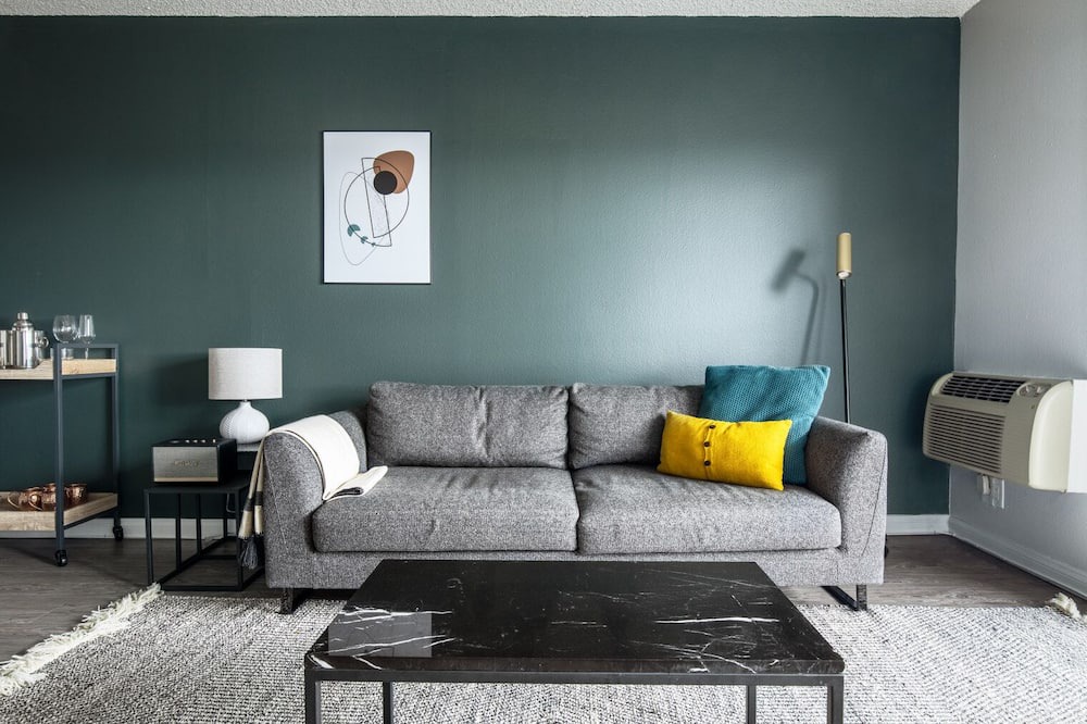 Photo of Livingroom in Rampart Village