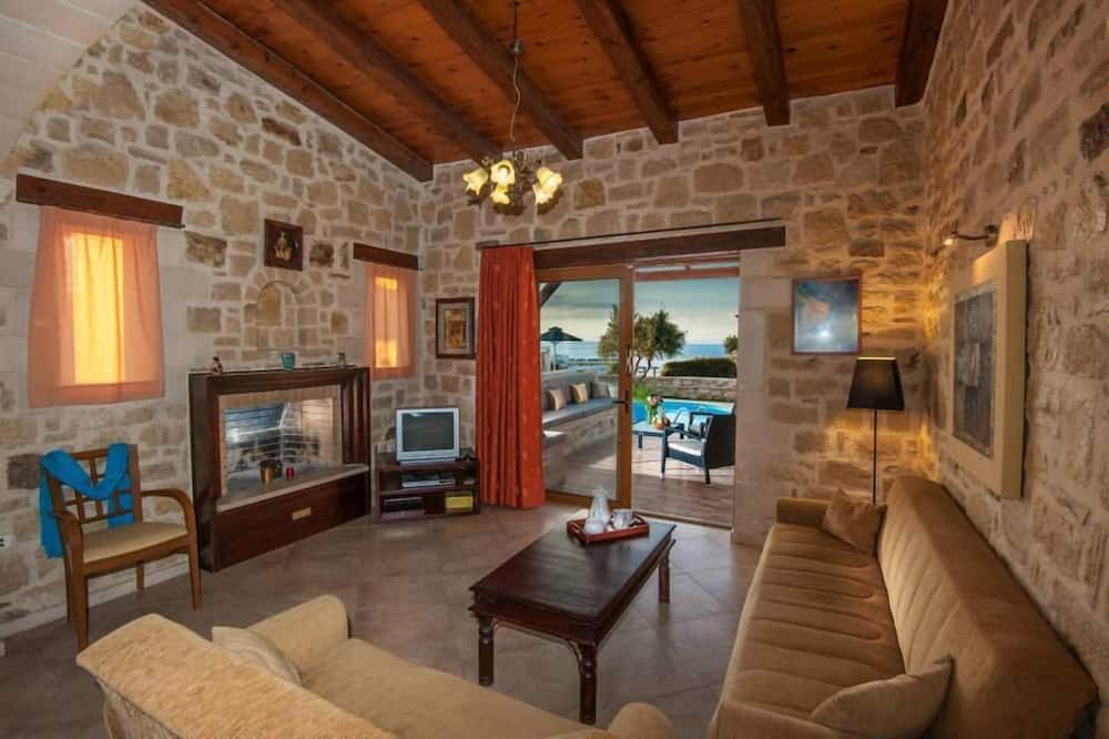 Photo of Livingroom in Stavromenos
