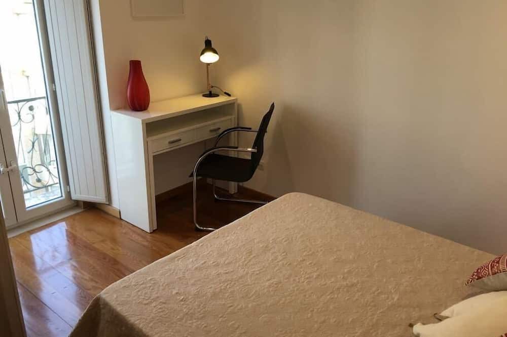 Photo of Bedroom in Sao Jorge de Arroios