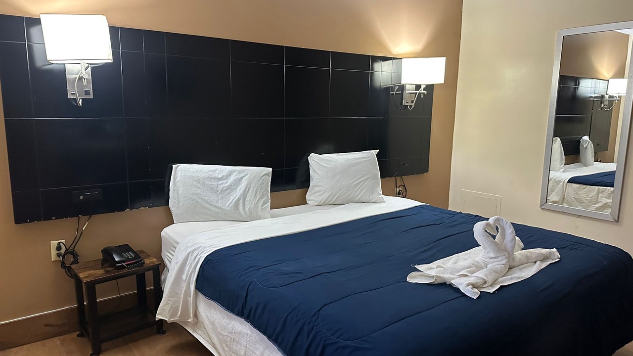 Photo of Bedroom in Hopelawn