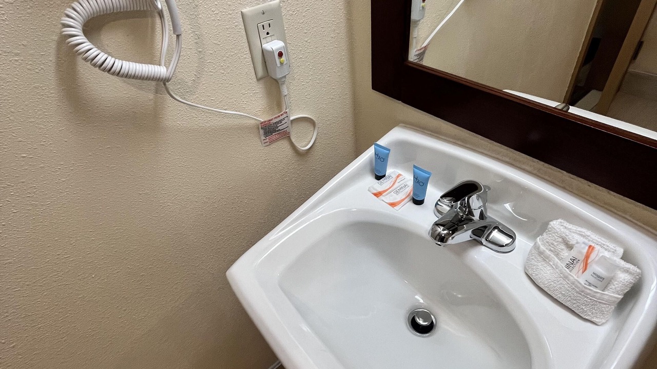 Photo of Bathroom in Hopelawn