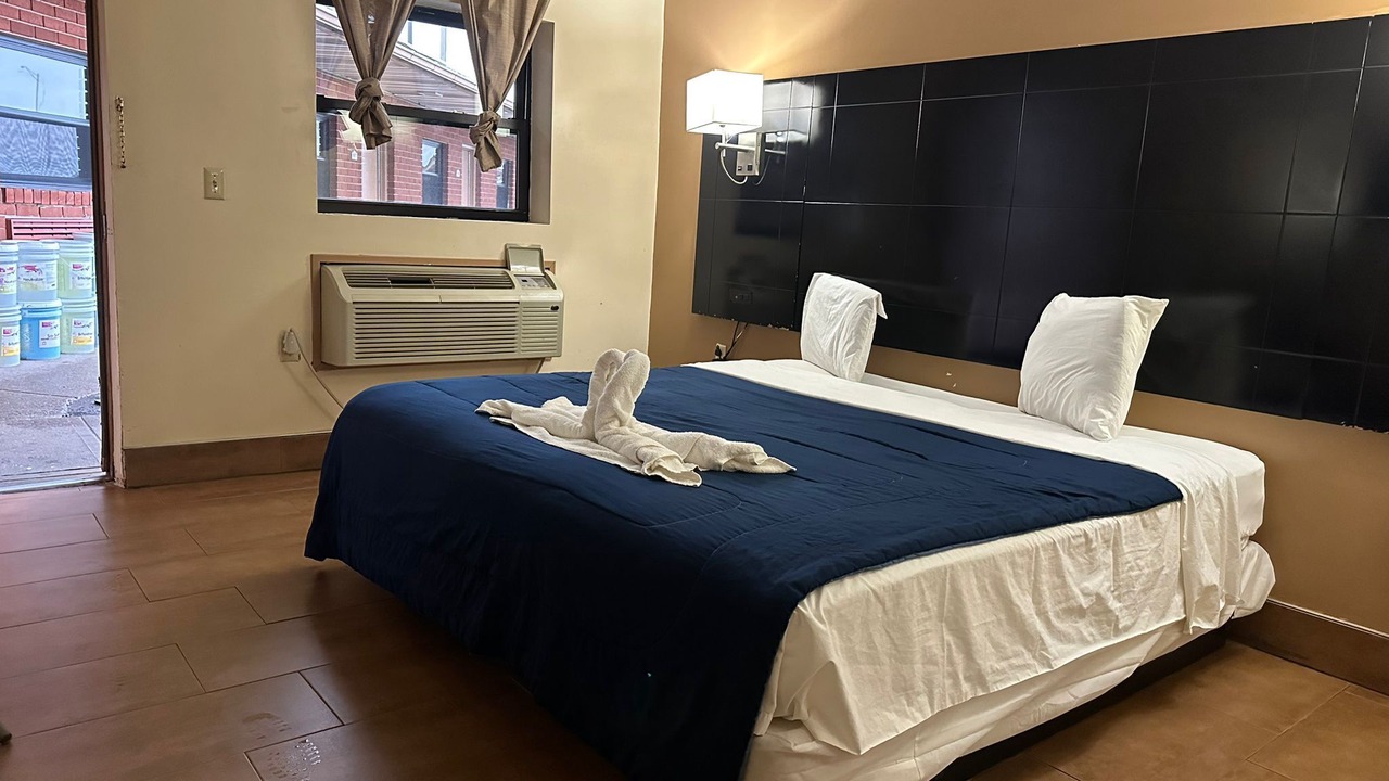 Photo of Bedroom in Hopelawn