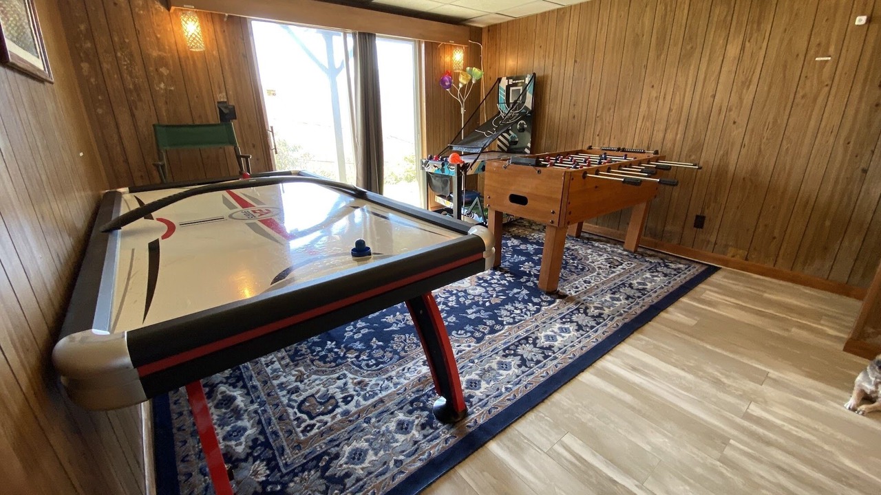 Photo of Bedroom in Seven Devils