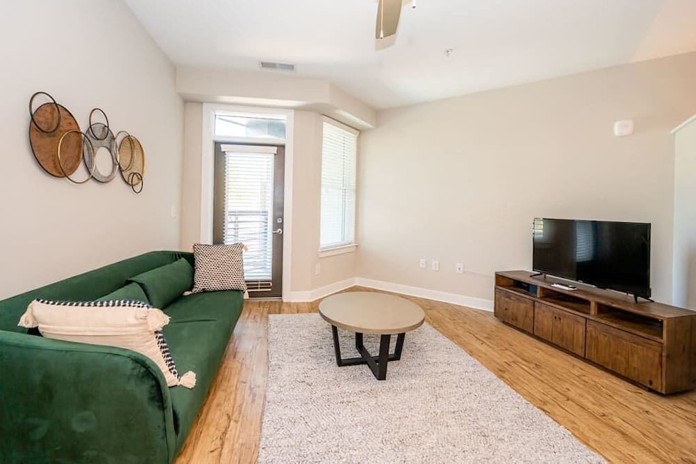 Photo of Bedroom in Plaza Midwood