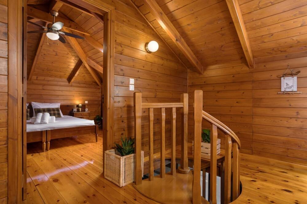 Photo of Bedroom in Lithakia
