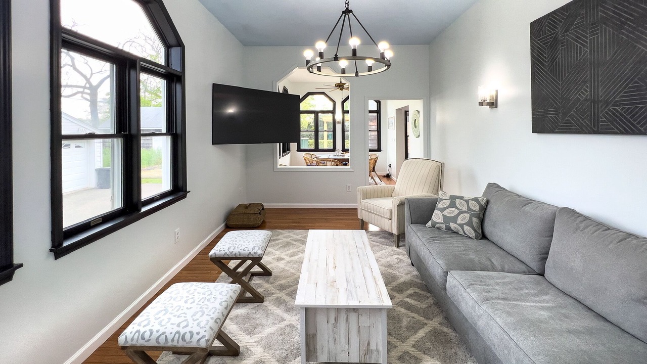 Photo of Livingroom in Spring Lake