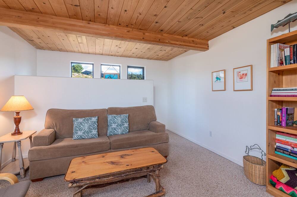 Photo of Bedroom in Sea Ranch