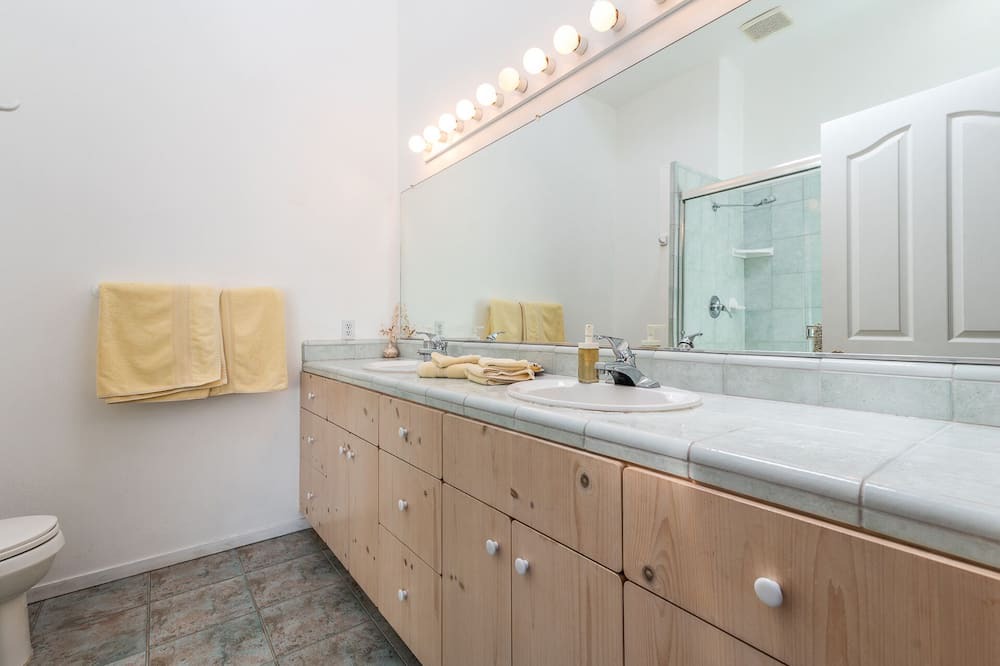 Photo of Bathroom in Sea Ranch