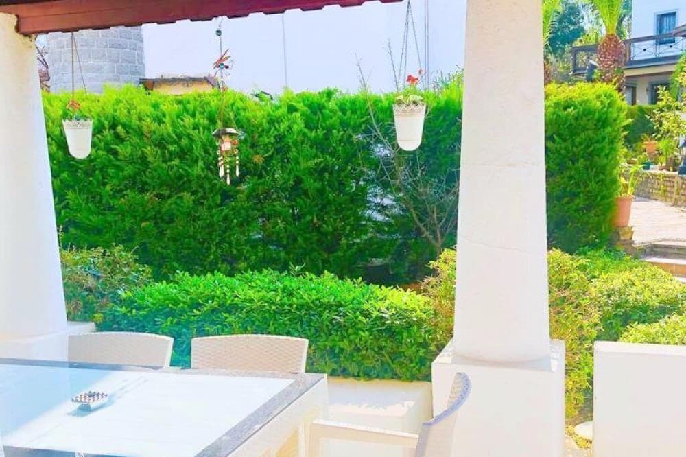 Photo of Patio Balcony in Torba