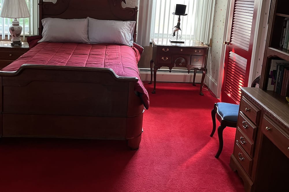 Photo of Bedroom in Auburn