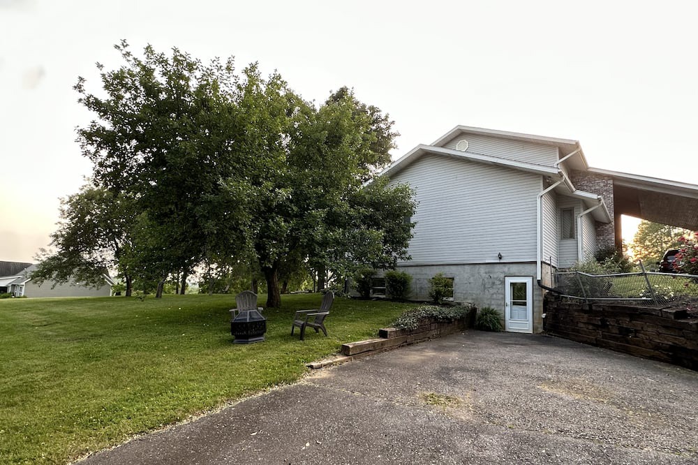 Photo of Outdoor in Oakley