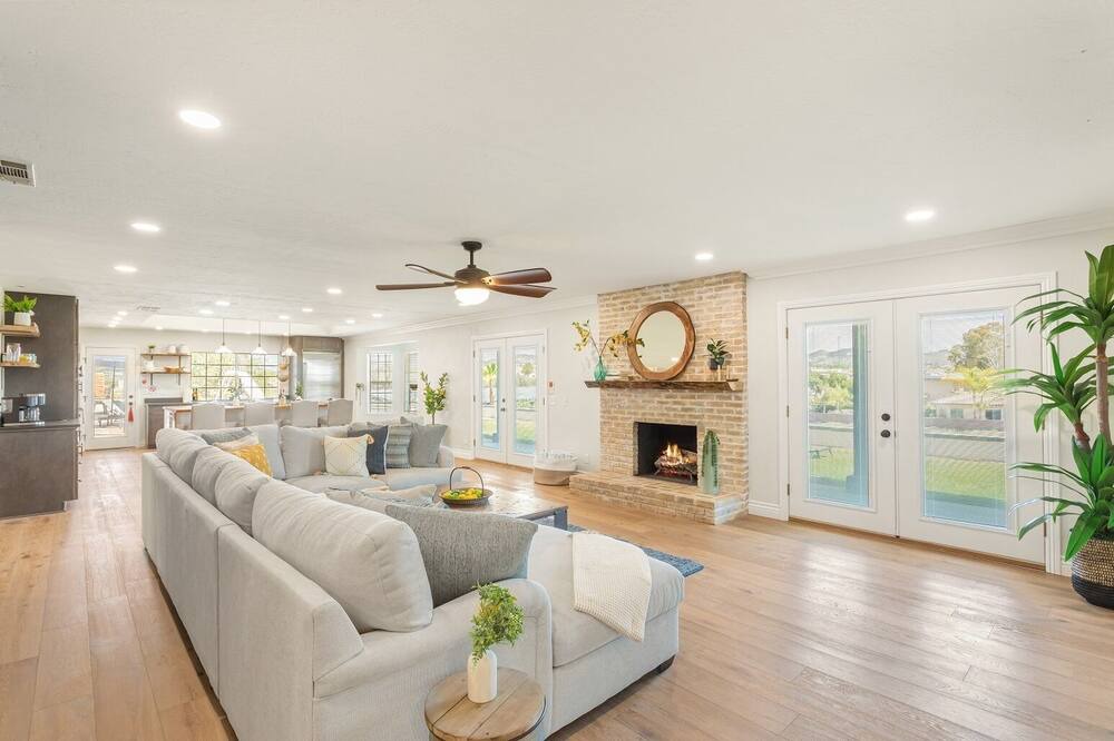 Photo of Livingroom in Murrieta