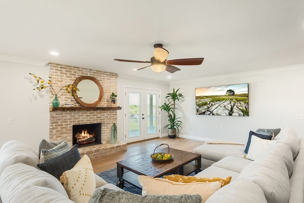 Photo of Livingroom in Murrieta