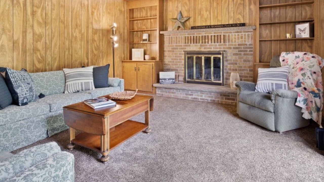 Photo of Livingroom in Penfield