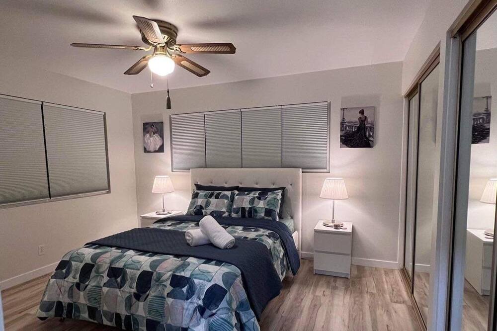 Photo of Bedroom in Fountain Valley