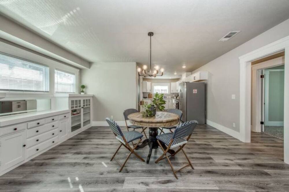 Photo of Kitchen in Raisin