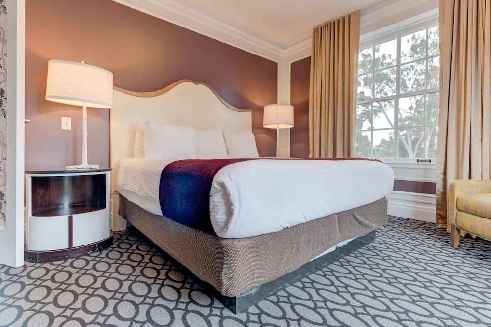 Photo of Bedroom in Park West