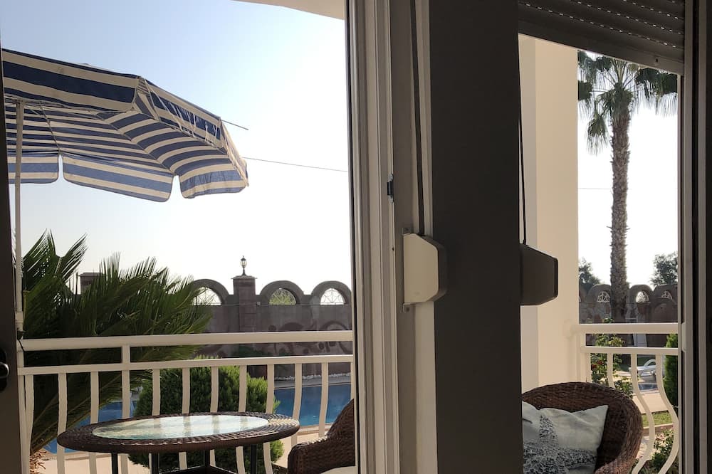 Photo of Patio Balcony in Kemer Mahallesi